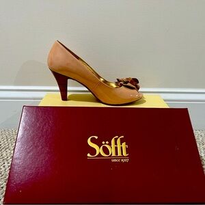 LIGHTLY USED SOFFT Gijon PATENT LEATHER Peep Toe Pump DUSTY PINK